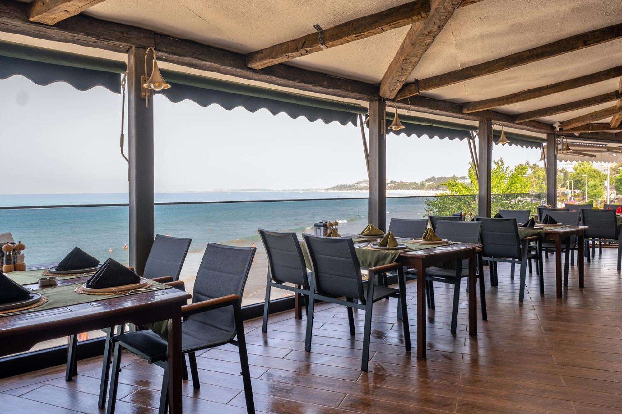 Otel Tropic Club & -