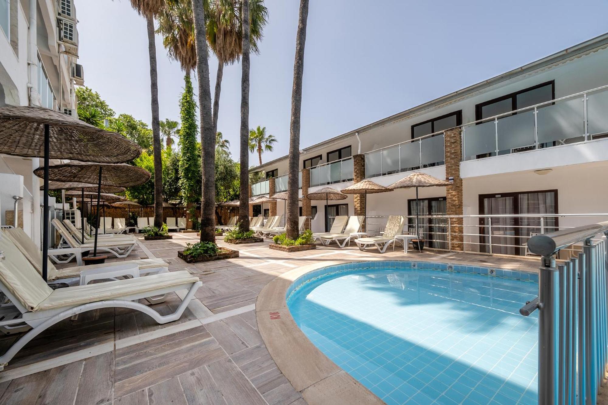 Otel Tropic Club & - Side