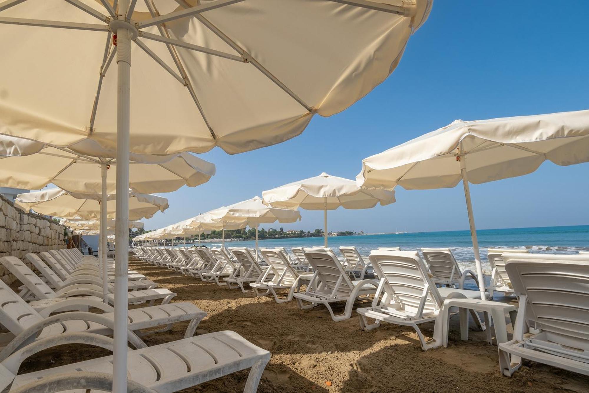 Tropic Club & - Otel 3*