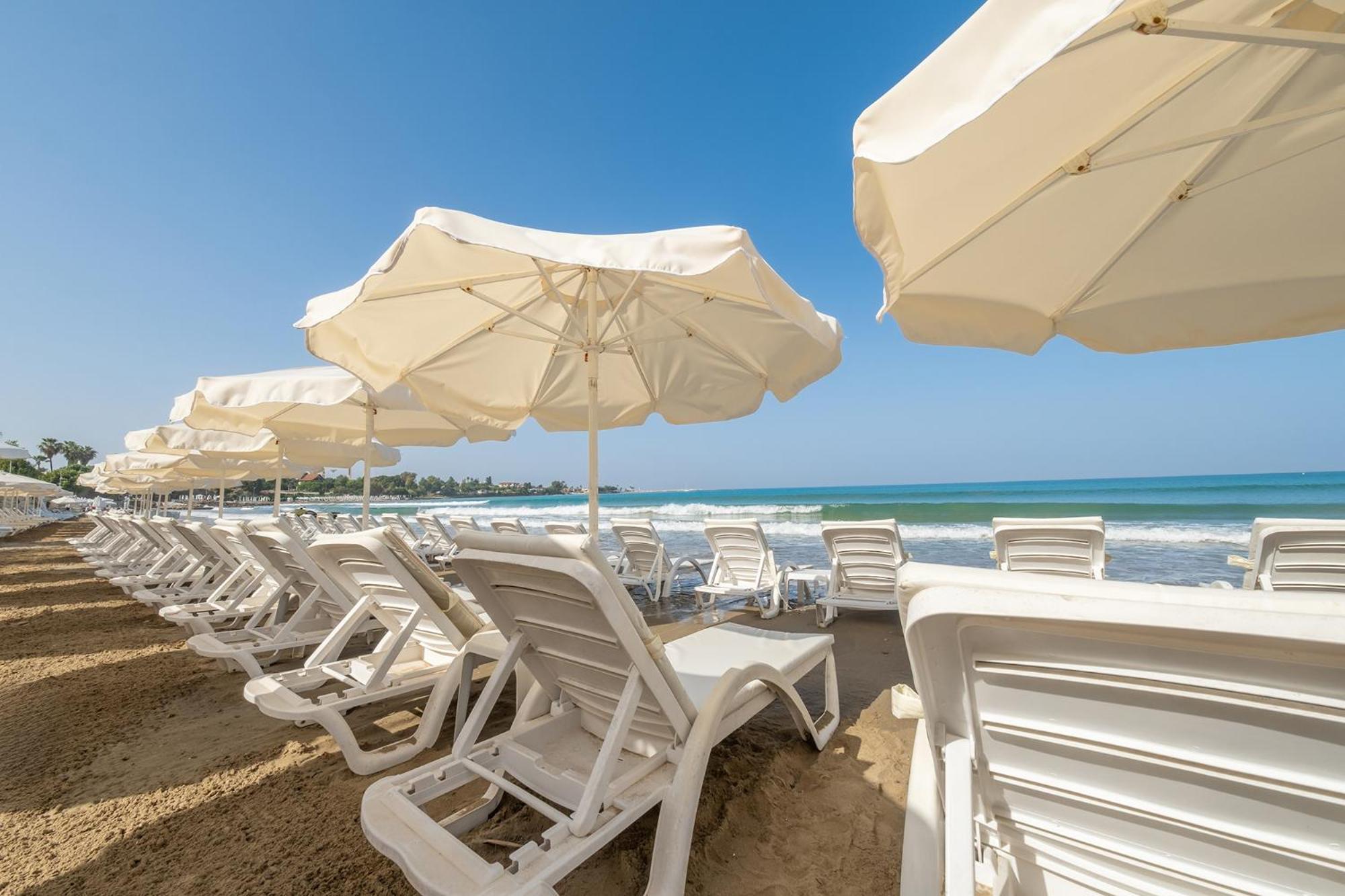 Tropic Club & - Otel